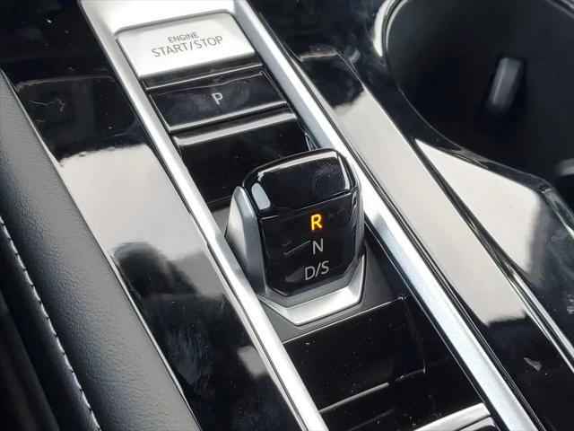 2026 Volkswagen Atlas Cross Sport SE with Technology