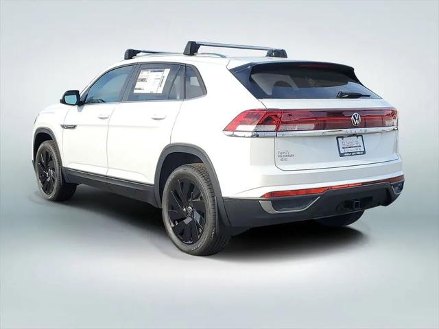 2026 Volkswagen Atlas Cross Sport SE with Technology