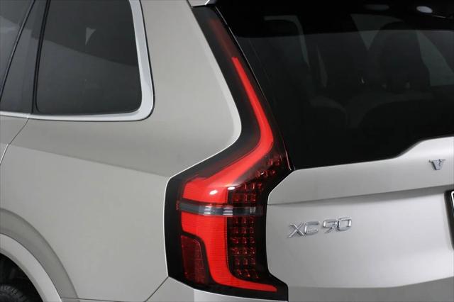 2026 Volvo XC90 Plug-In Hybrid Plus, T8 AWD, Electric/Gasoline, Bright, 7 Seats