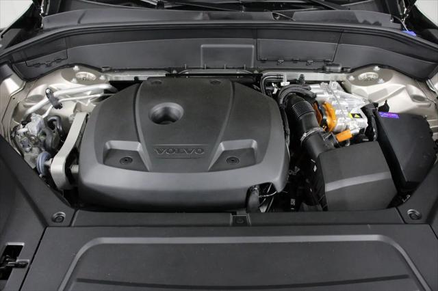 2026 Volvo XC90 Plug-In Hybrid Plus, T8 AWD, Electric/Gasoline, Bright, 7 Seats