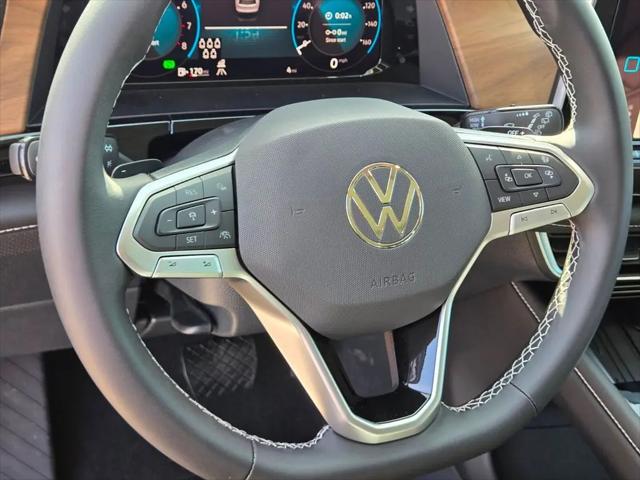2026 Volkswagen Atlas SE with Technology