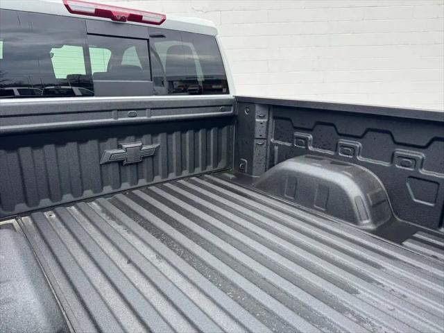 2026 Chevrolet Silverado 1500 4WD Crew Cab Short Bed LTZ