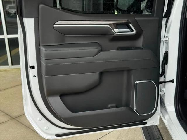 2026 Chevrolet Silverado 1500 4WD Crew Cab Short Bed LTZ