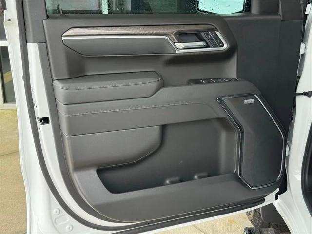 2026 Chevrolet Silverado 1500 4WD Crew Cab Short Bed LTZ