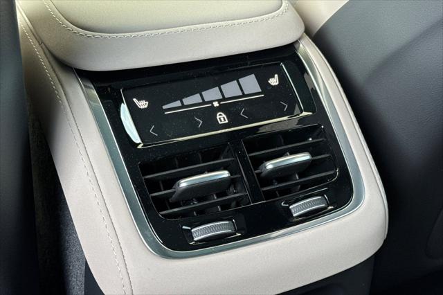 2026 Volvo XC90 Plug-In Hybrid Ultra, T8 AWD, Electric/Gasoline, Bright, 7 Seats