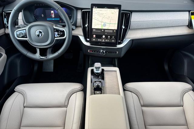 2026 Volvo XC90 Plug-In Hybrid Ultra, T8 AWD, Electric/Gasoline, Bright, 7 Seats
