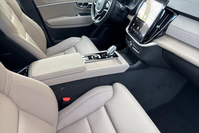 2026 Volvo XC90 Plug-In Hybrid Ultra, T8 AWD, Electric/Gasoline, Bright, 7 Seats