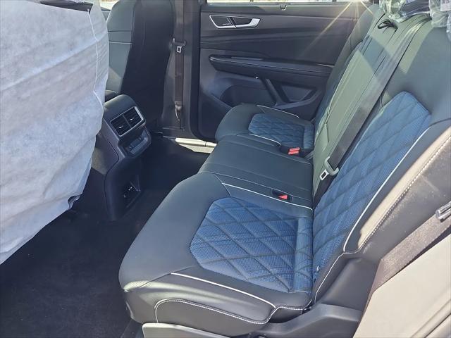 2026 Volkswagen Atlas Cross Sport SEL Premium R-Line