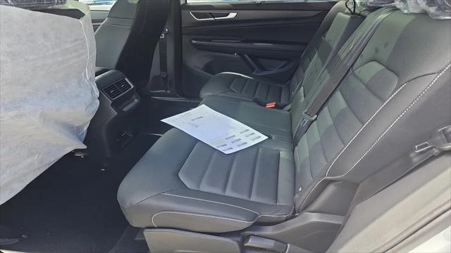 2026 Volkswagen Atlas Cross Sport SEL R-Line Black