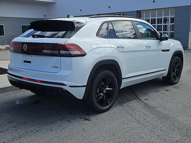 2026 Volkswagen Atlas Cross Sport SEL R-Line Black