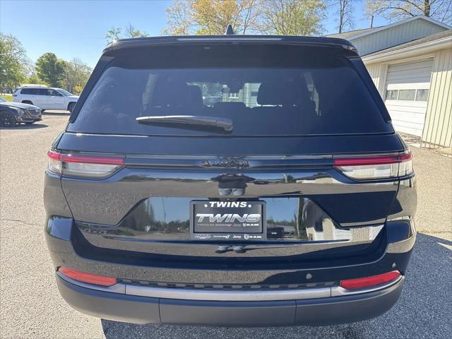 2026 Jeep Grand Cherokee Altitude 4x4