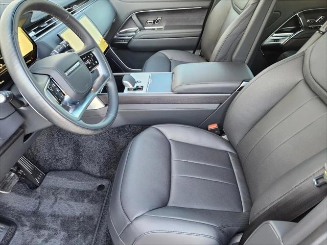 2026 Land Rover Range Rover P400 SE 7 Seat