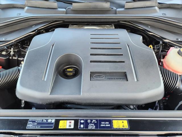 2026 Land Rover Range Rover P400 SE 7 Seat
