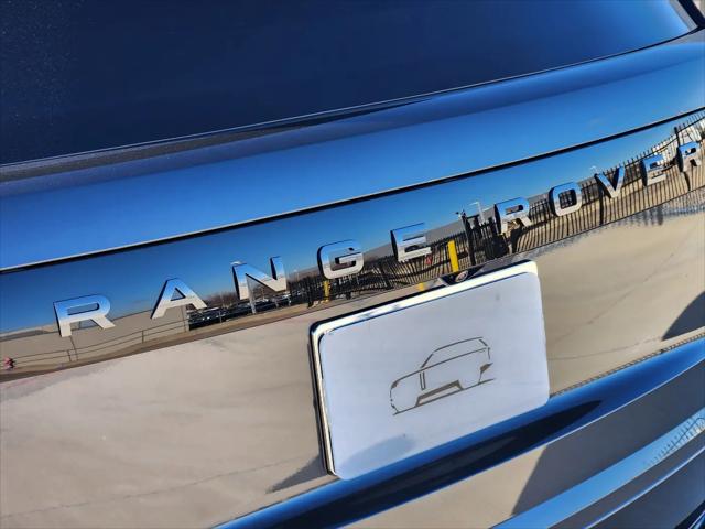 2026 Land Rover Range Rover P400 SE 7 Seat