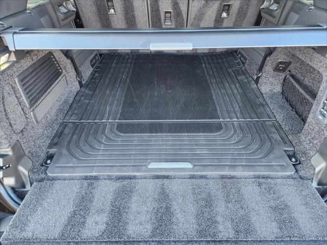 2026 Land Rover Range Rover P400 SE 7 Seat