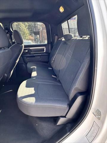 2023 Ram 1500 Classic Warlock Crew Cab 4x4 5'7" Box