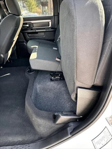 2023 Ram 1500 Classic Warlock Crew Cab 4x4 5'7" Box