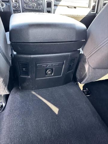 2023 Ram 1500 Classic Warlock Crew Cab 4x4 5'7" Box