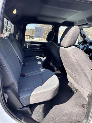 2023 Ram 1500 Classic Warlock Crew Cab 4x4 5'7" Box