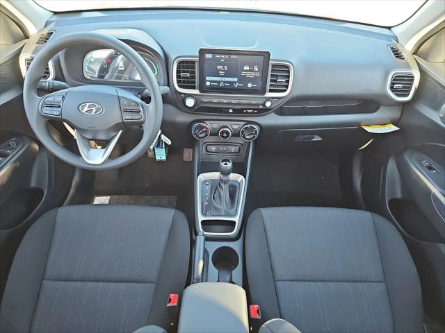 2026 Hyundai Venue SE