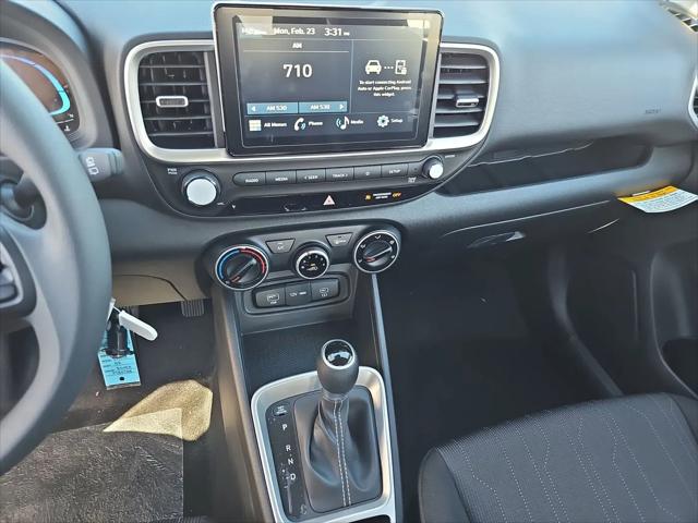 2026 Hyundai Venue SE