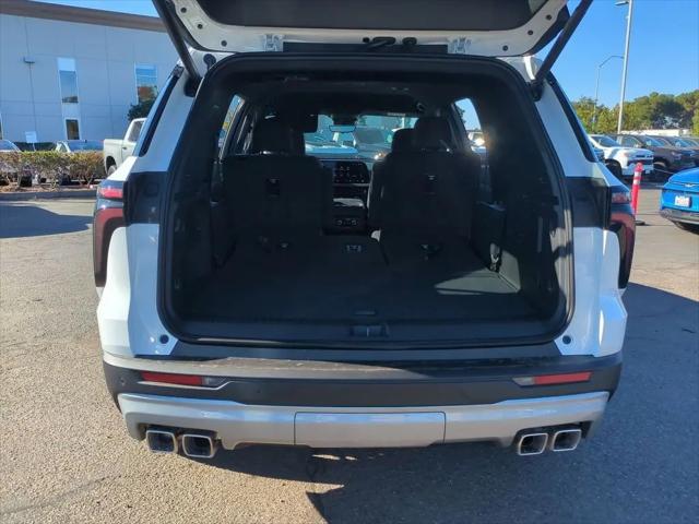 2026 Chevrolet Traverse FWD LT