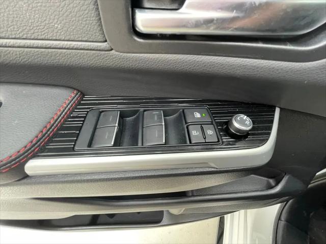 2025 Toyota Sienna XSE