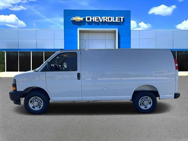 2026 Chevrolet Express Cargo Van 2500 Regular Wheelbase, WT, RWD