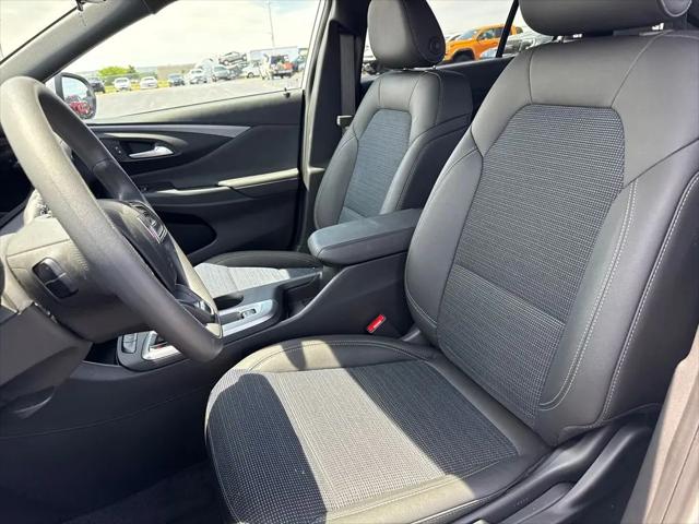 2026 Buick NV Preferred FWD