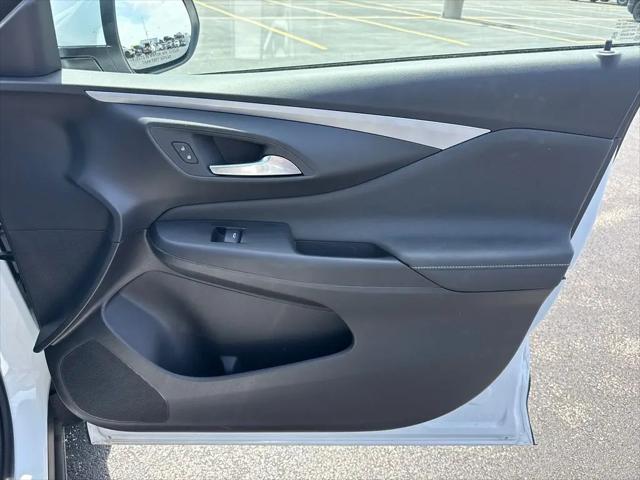 2026 Buick NV Preferred FWD
