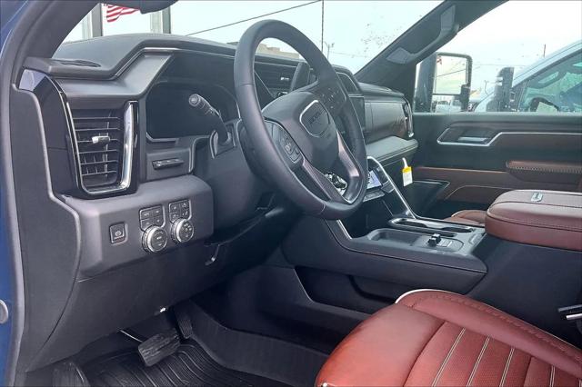 2026 GMC Sierra 2500HD Crew Cab, Standard Bed, Denali Ultimate, 4WD