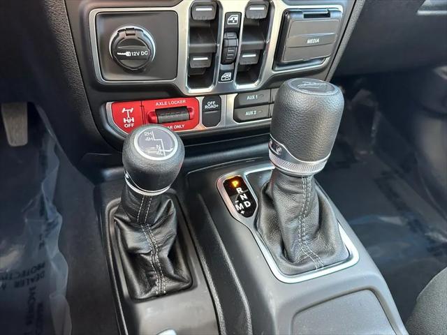 2026 Jeep Gladiator Sport