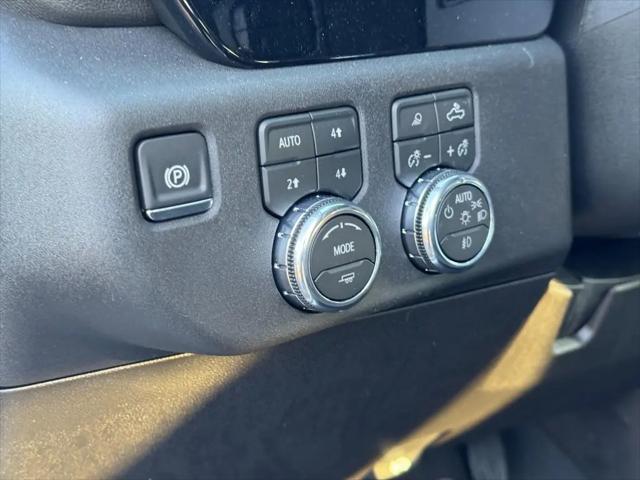 2026 GMC Sierra 2500HD Crew Cab, Standard Bed, SLT, 4WD