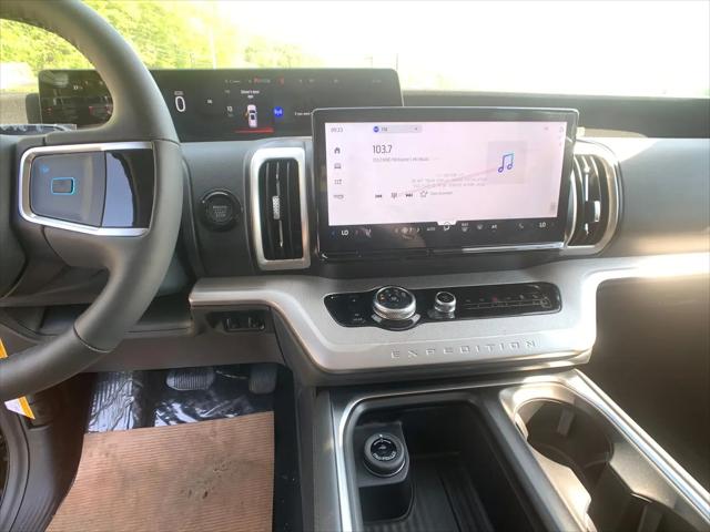2026 Ford Expedition Active