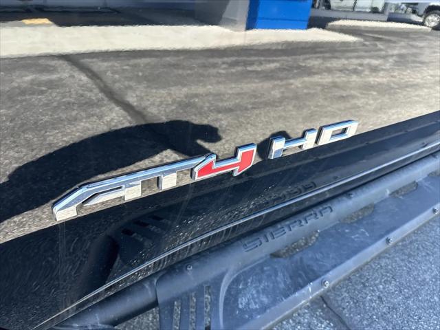 2024 GMC Sierra 2500HD 4WD Crew Cab Standard Bed AT4