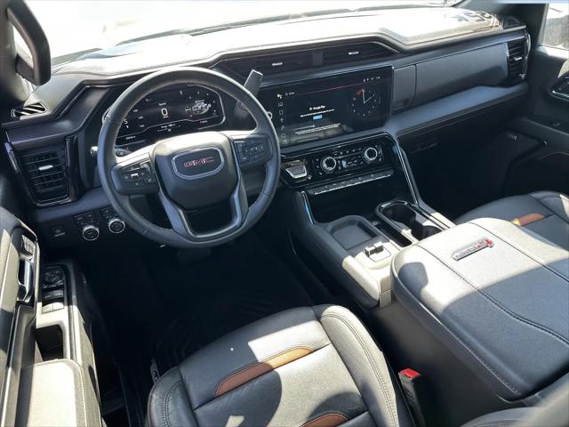 2024 GMC Sierra 2500HD 4WD Crew Cab Standard Bed AT4