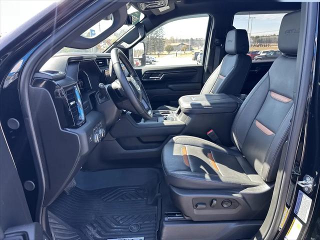 2024 GMC Sierra 2500HD 4WD Crew Cab Standard Bed AT4