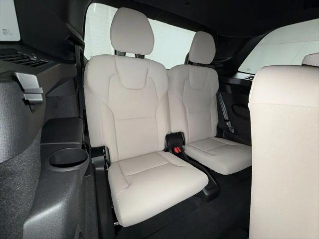 2026 Volvo XC90 Plus, B6 AWD Gas (mild hybrid), Gasoline, Bright, 7 Seats