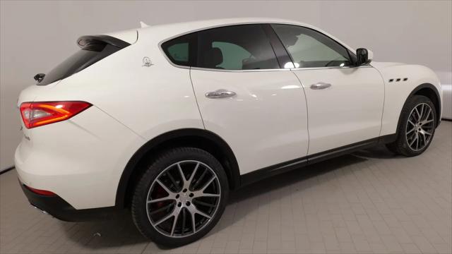 2018 Maserati Levante Standard