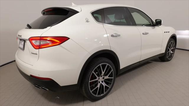 2018 Maserati Levante Standard