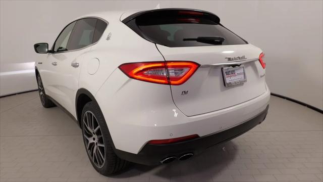 2018 Maserati Levante Standard