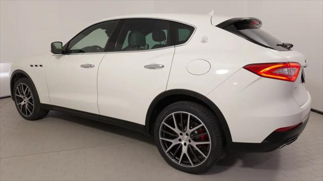 2018 Maserati Levante Standard