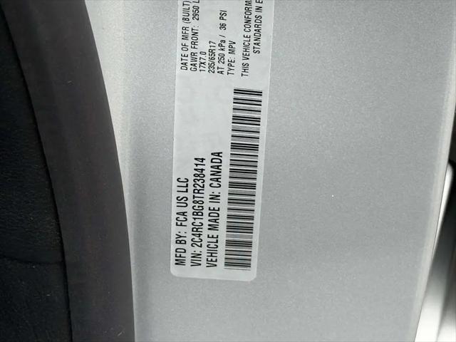 2026 Chrysler Pacifica Select