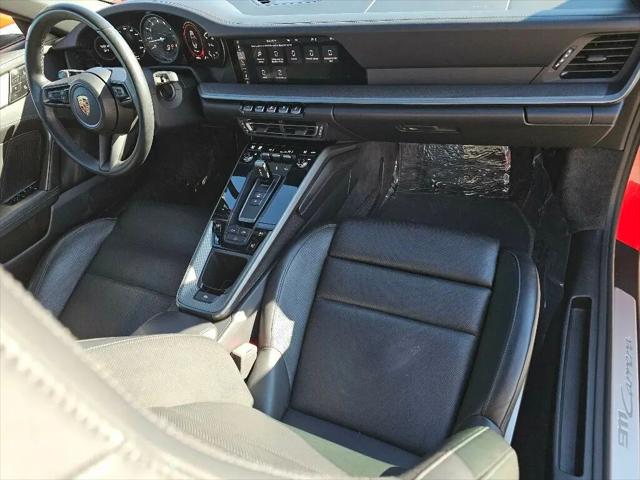 2020 Porsche 911 Carrera Cabriolet
