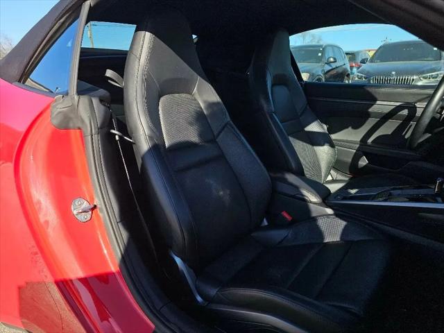 2020 Porsche 911 Carrera Cabriolet