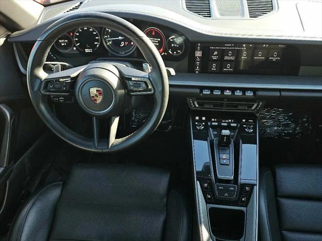 2020 Porsche 911 Carrera Cabriolet