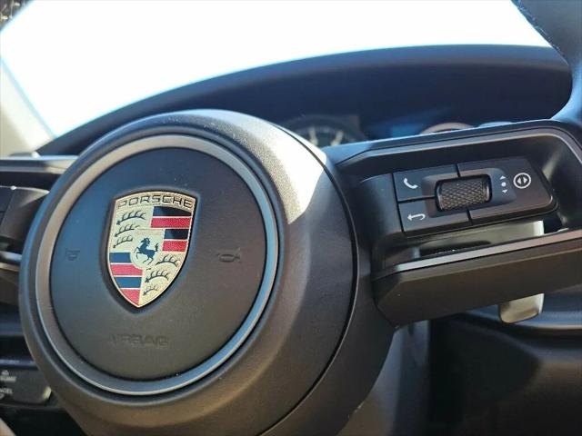 2020 Porsche 911 Carrera Cabriolet
