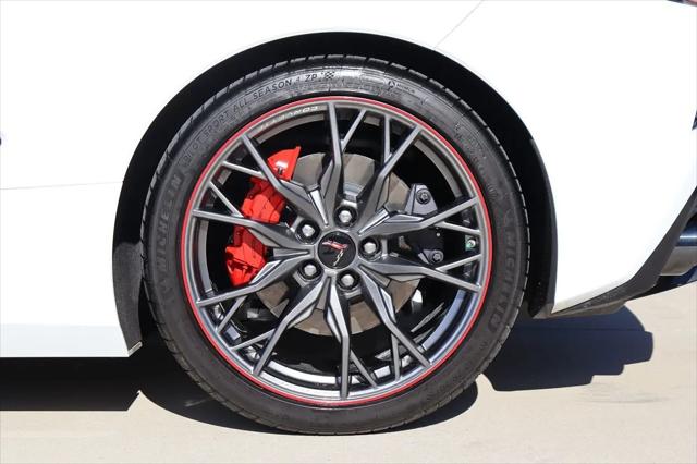 2023 Chevrolet Corvette Stingray RWD Coupe 2LT