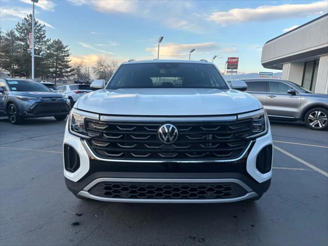 2025 Volkswagen Atlas Cross Sport 2.0T SEL