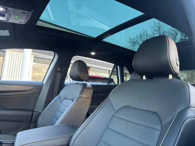 2025 Volkswagen Atlas Cross Sport 2.0T SEL